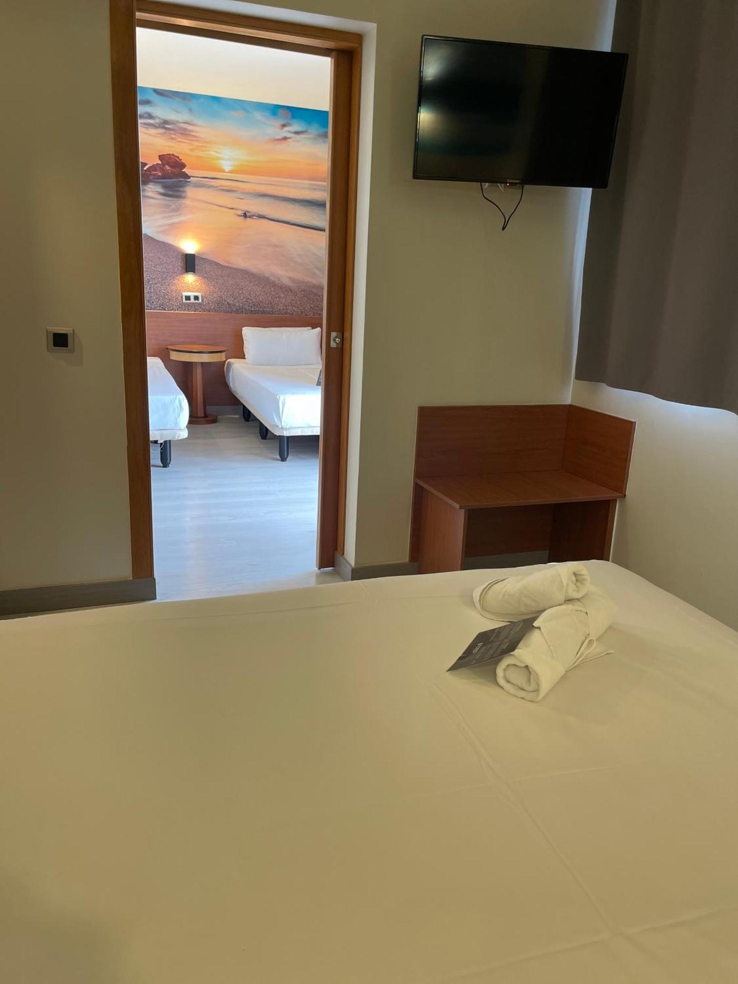 Cambrils Paradise Exterior photo